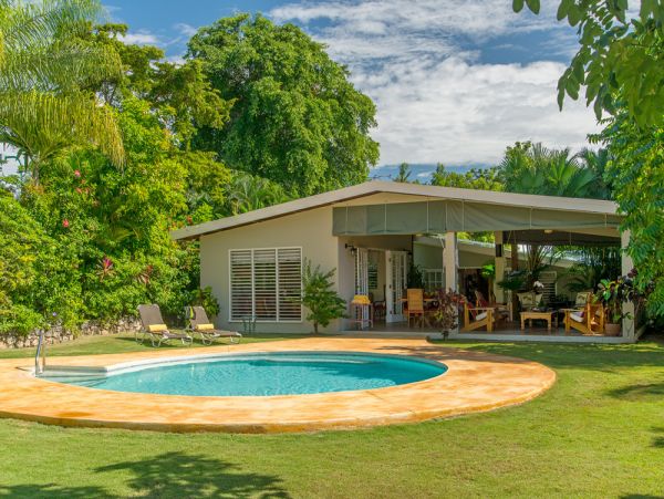 Jamaica Home 965179