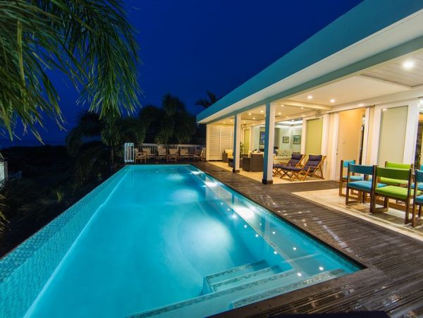 Jamaica Home 965190