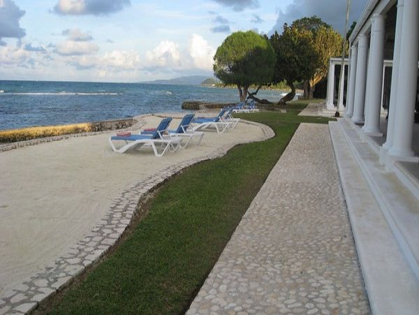 Jamaica Home 965197