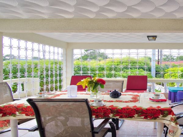 Jamaica Home 965198