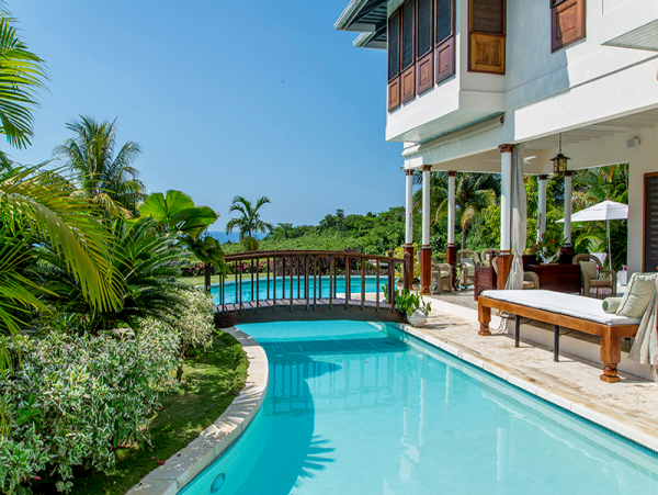 Jamaica Home 965212