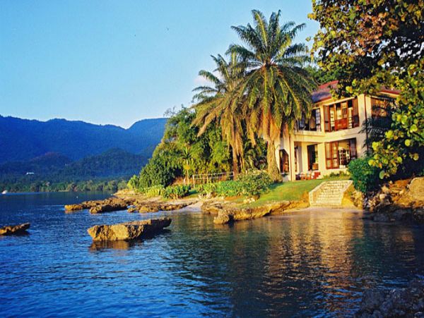 Jamaica Home 965216