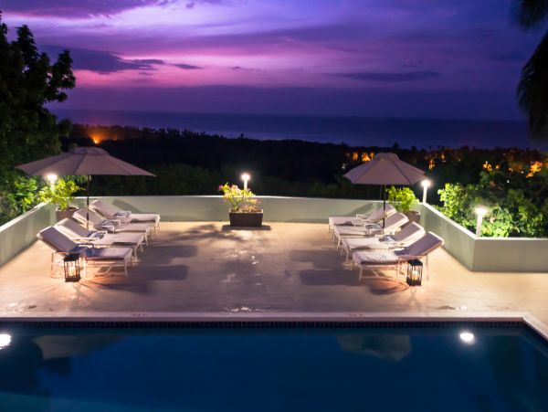 Jamaica Home 965229