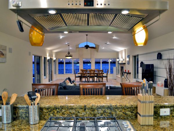Canal View Sarasota Vacation Home With Three Bedrooms