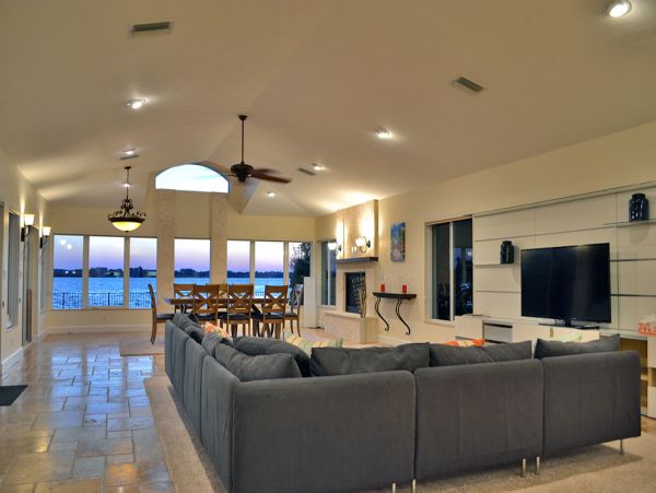 Canal View Sarasota Vacation Home With Three Bedrooms