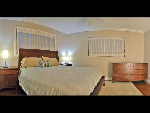 Canal View Sarasota Vacation Home With Three Bedrooms