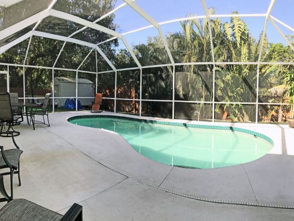 Sarasota Vacation Pool Home For Rent