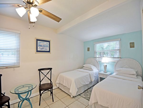 Beachside Vacation Rental Cottage with Heated Pool 8 Guests