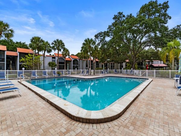 Short Walk to Beach Siesta Key Vacation Condo Three Bedroom