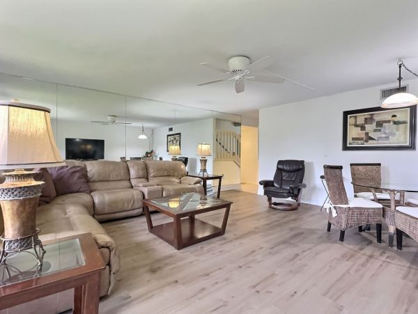Short Walk to Beach Siesta Key Vacation Condo Three Bedroom