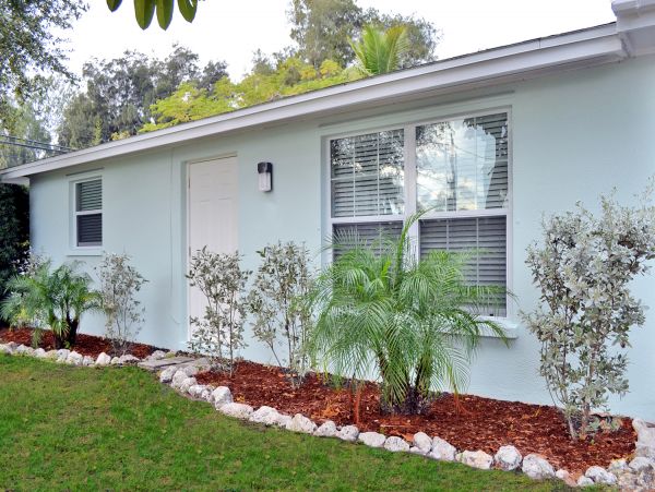 Siesta Key Steps to Beach Sleeps 6 Guests