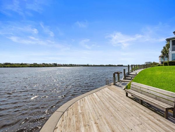 Siesta Key Vacation Rental: Spacious 3-Bedroom Townhome