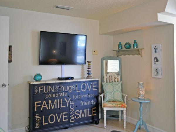 Two Bedroom Holmes Beach Vacation Condo Steps To Beach
