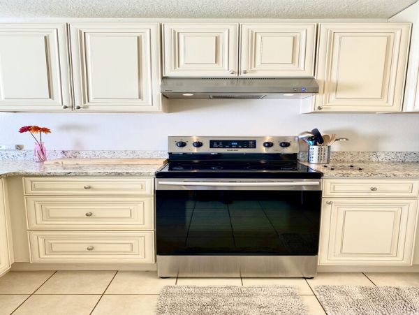 Two Bedroom Holmes Beach Vacation Condo Steps To Beach