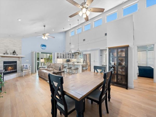 Luxury Island Retreat Awaits in this Siesta Key Pool Home