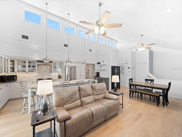 Luxury Island Retreat Awaits in this Siesta Key Pool Home