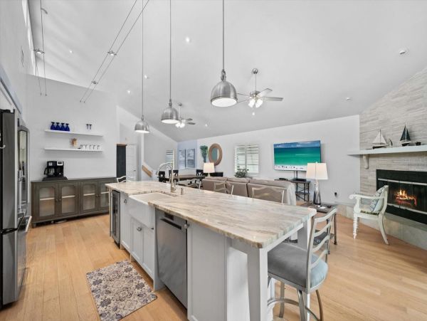 Luxury Island Retreat Awaits in this Siesta Key Pool Home