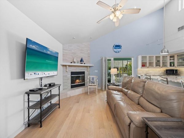 Luxury Island Retreat Awaits in this Siesta Key Pool Home