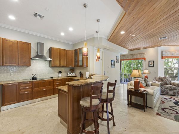 Siesta Key Vacation Rental - Luxury 4-Bedroom Beach House with Pool & Balconies