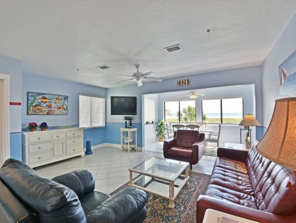 Beachfront 3 Bedroom Condo