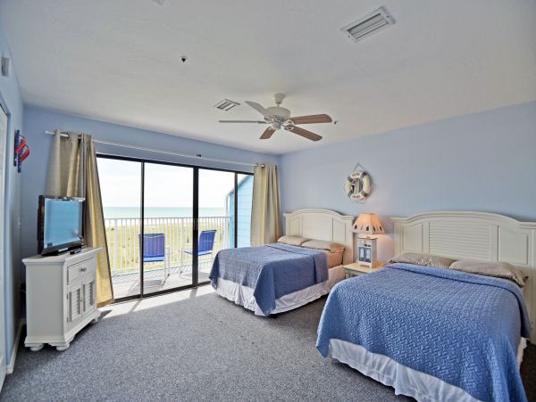 Beachfront 3 Bedroom Condo