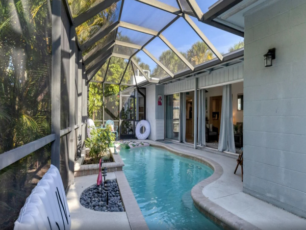 Siesta Key Two Bedroom Home with Private Pool