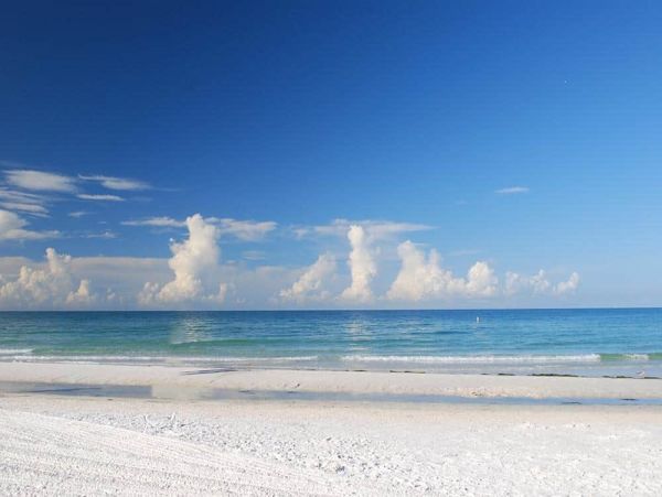 Spacious 4-Bedroom Vacation Rental in Florida - Perfect for Families