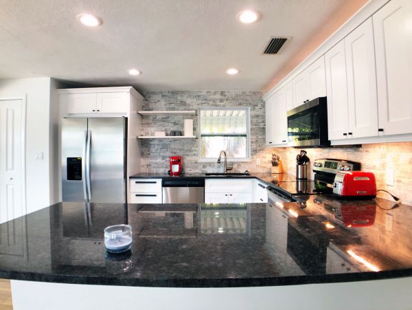 Contemporary furnished 3 bedroom with water view South End