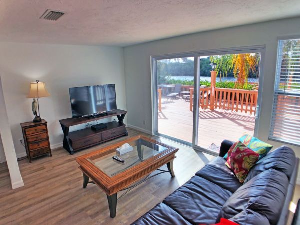 Contemporary furnished 3 bedroom with water view South End