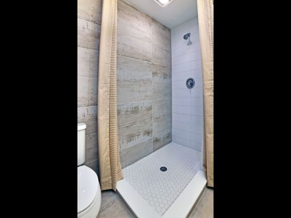 Contemporary furnished 3 bedroom with water view South End