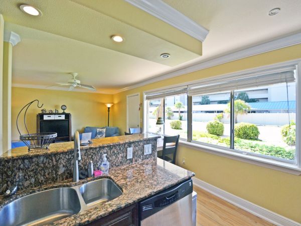 On Beach Siesta Key Vacation Condo Two Bedrooms Sleeps 6