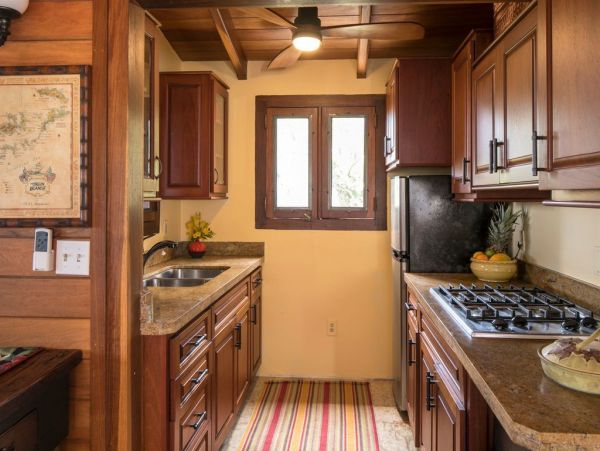 St. John Home 965342