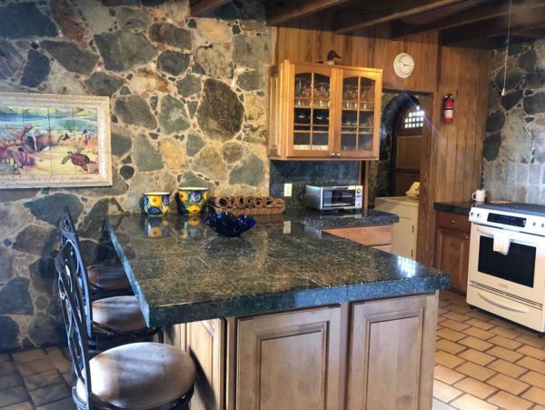 St. John Home 965354