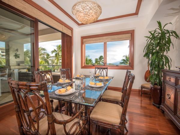 Luxury Vacation End Condo with Ocean Views and Pool
