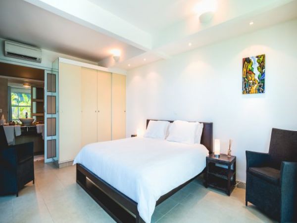 St. Barts Home 965364