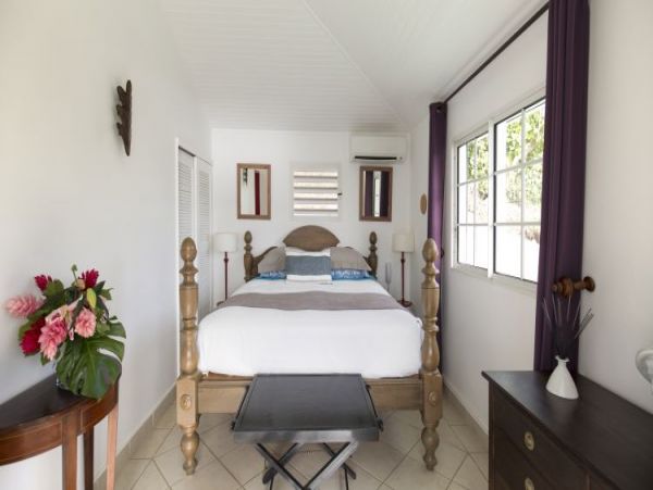 St. Barts Home 965365