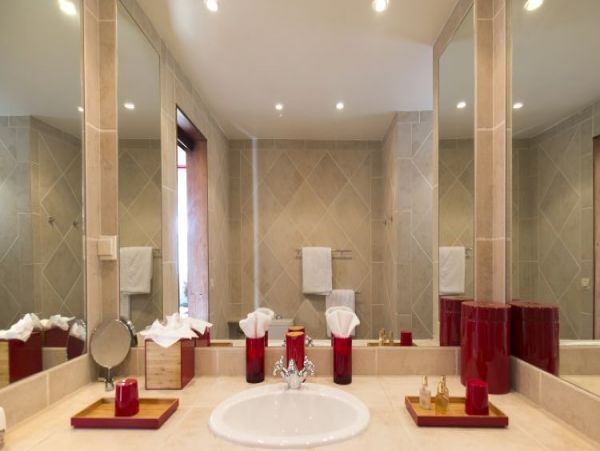 St. Barts Home 965365