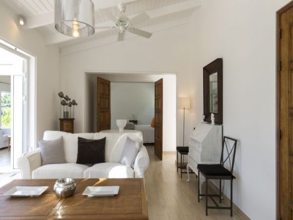St. Barts Home 965365