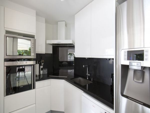 St. Barts Home 965365