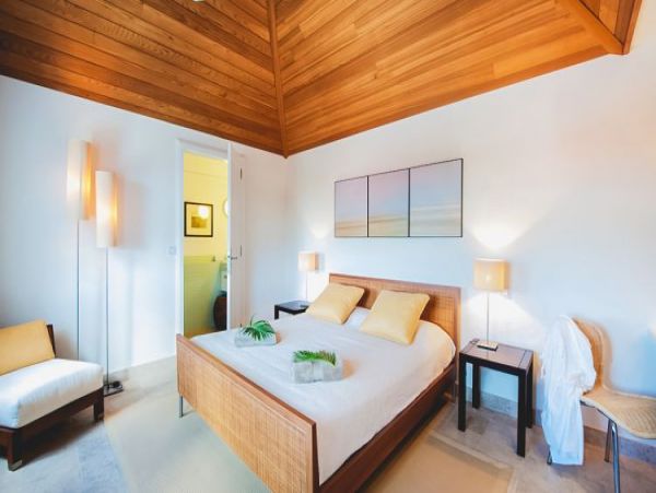 St. Barts Home 965366