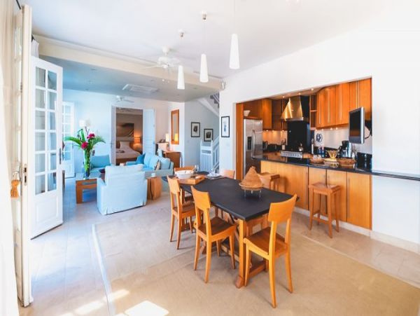 St. Barts Home 965366