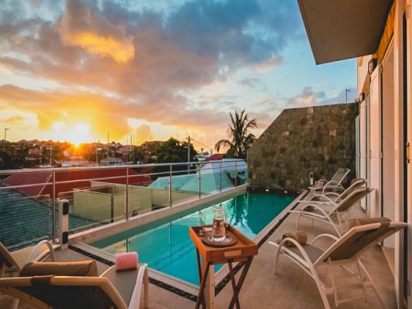 St. Barts Home 965366