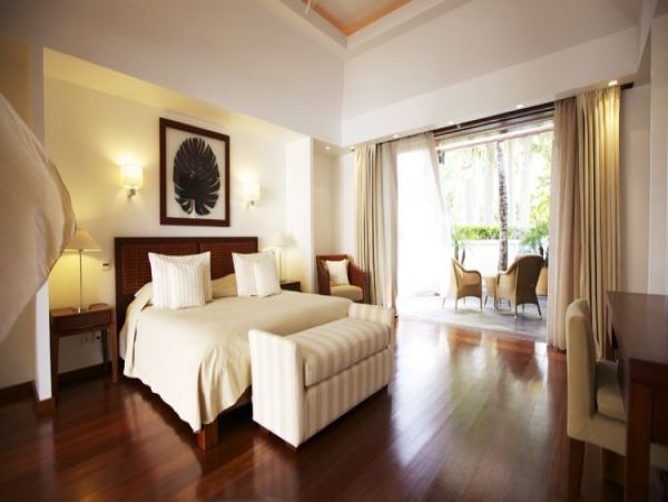 St. Barts Home 965367