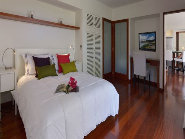 St. Barts Home 965367