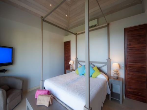 St. Barts Home 965368