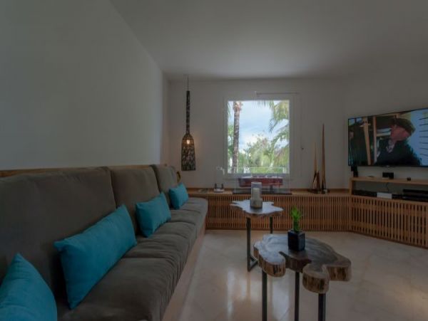 St. Barts Home 965368