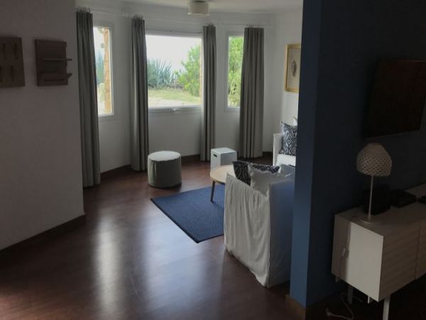St. Barts Home 965372