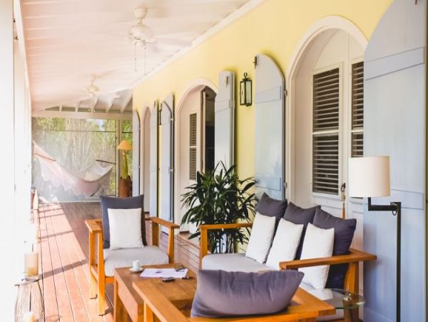 St. Barts Home 965375