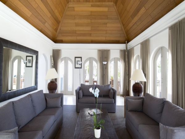 St. Barts Home 965376