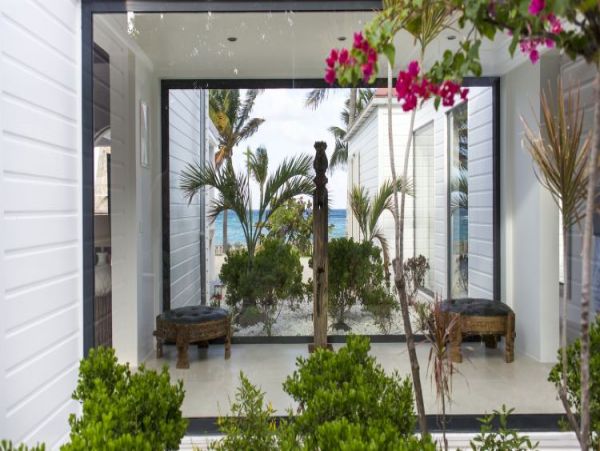 St. Barts Home 965376